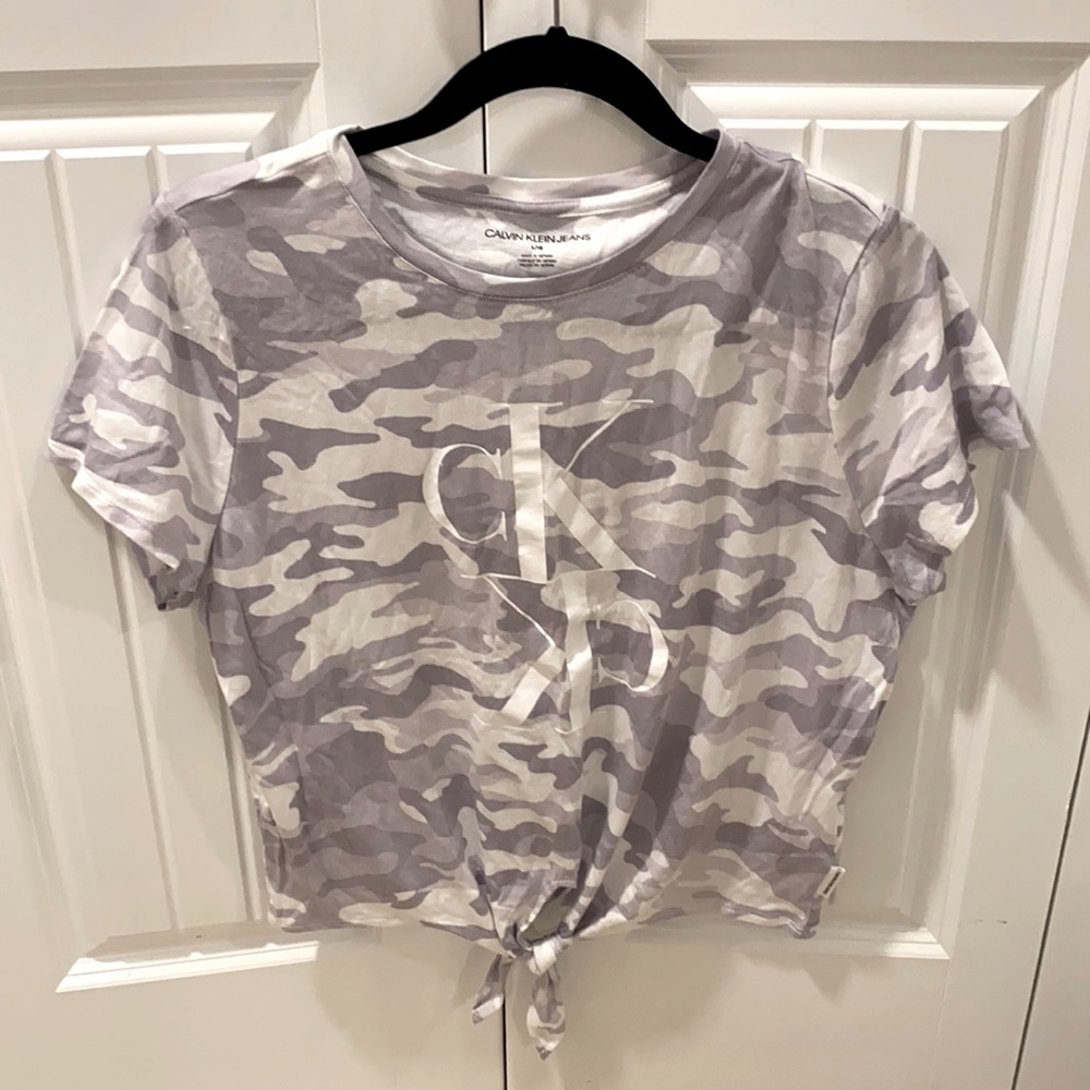 Calvin Klein T-shirt